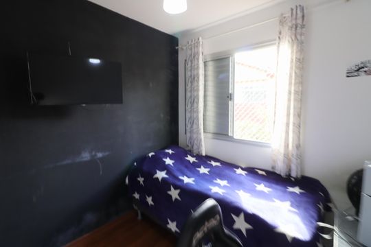 Quarto 1 de apartamento para alugar com 2 quartos, 47m² em Ayrosa, Osasco