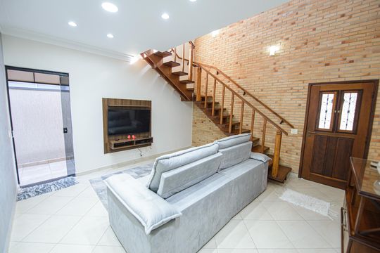 Sala de casa de condomínio para alugar com 3 quartos, 250m² em Caminho Novo, Taubaté