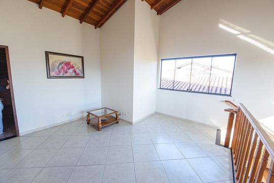Sala Superior de casa de condomínio para alugar com 3 quartos, 250m² em Caminho Novo, Taubaté