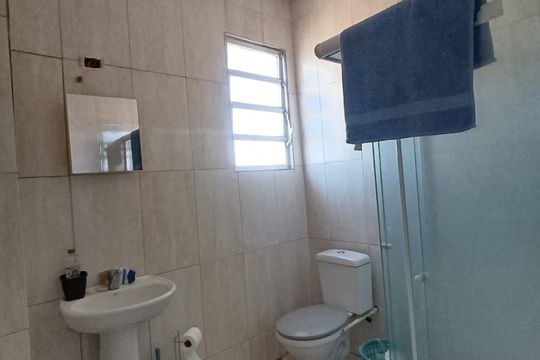 Banheiro de apartamento para alugar com 2 quartos, 57m² em Centro, Nova Iguaçu