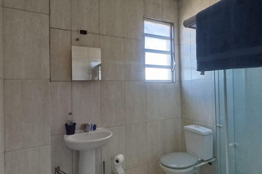 Banheiro de apartamento para alugar com 2 quartos, 57m² em Centro, Nova Iguaçu