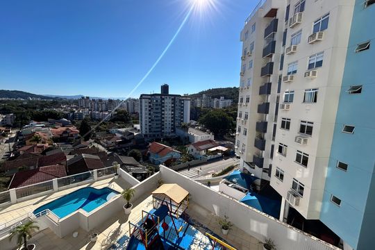 Vista de apartamento para alugar com 1 quarto, 70m² em Itacorubi, Florianópolis