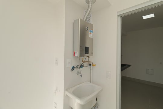 Área de Serviço de apartamento para alugar com 2 quartos, 84m² em Vila Dom Pedro I, São Paulo