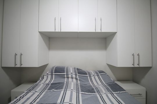 Quarto 1 de apartamento à venda com 2 quartos, 52m² em Jardim Monte Alegre, Taboão da Serra
