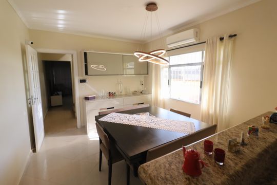Cozinha de casa à venda com 4 quartos, 183m² em Jaguaribe, Osasco
