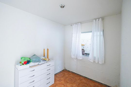 Quarto 2 de casa para alugar com 2 quartos, 120m² em Piratininga, Belo Horizonte