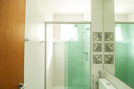 Banheiro de apartamento à venda com 3 quartos, 123m² em Pompeia, São Paulo