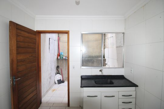 Cozinha de casa para alugar com 2 quartos, 60m² em Jardim Nossa Senhora do Carmo, São Paulo