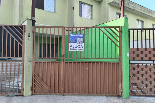 Fachada de casa para alugar com 2 quartos, 60m² em Jardim Nossa Senhora do Carmo, São Paulo