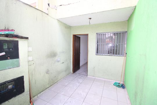 Garagem de casa para alugar com 2 quartos, 60m² em Jardim Nossa Senhora do Carmo, São Paulo