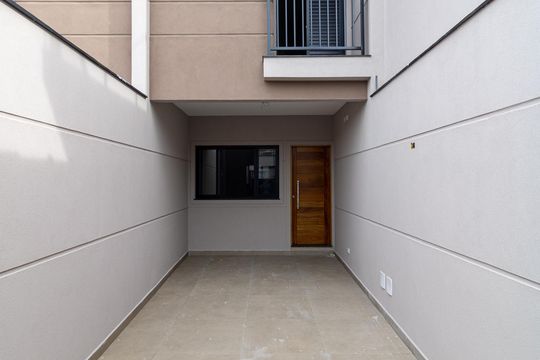 Garagem de casa à venda com 3 quartos, 120m² em Santana, São Paulo