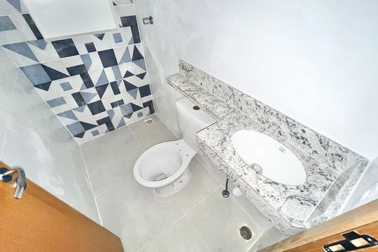 Banheiro de apartamento para alugar com 1 quarto, 28m² em Santana, São Paulo