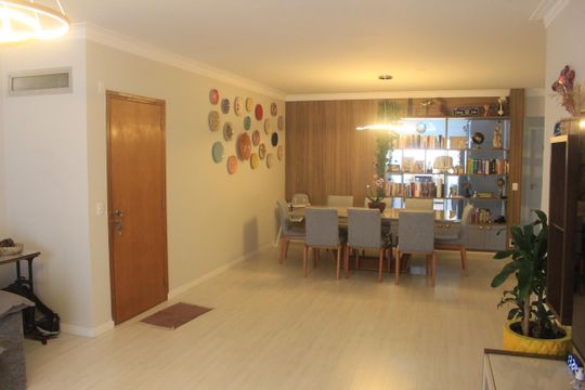 Sala de apartamento à venda com 4 quartos, 214m² em Santo Antônio, São Caetano do Sul