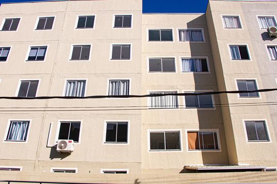 Fachada de apartamento para alugar com 2 quartos, 48m² em Guaratiba, Rio de Janeiro