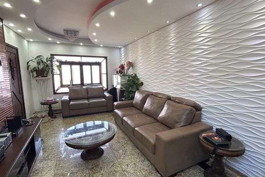 Sala de casa à venda com 4 quartos, 250m² em Jardim Santa Cecilia, Guarulhos