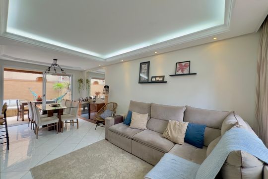 Sala de casa de condomínio à venda com 3 quartos, 86m² em Parque Renato Maia, Guarulhos