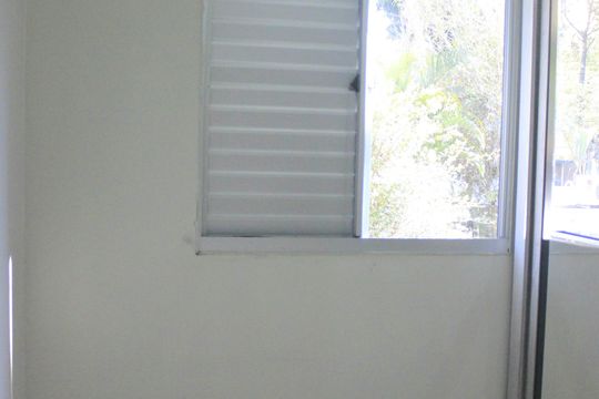 Quarto 2 de apartamento para alugar com 2 quartos, 48m² em Jardim Ansalca, Guarulhos