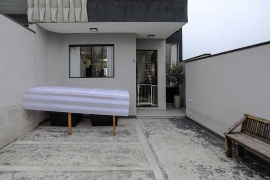 Garagem de casa para alugar com 3 quartos, 188m² em Vila Lavinia, Mogi das Cruzes