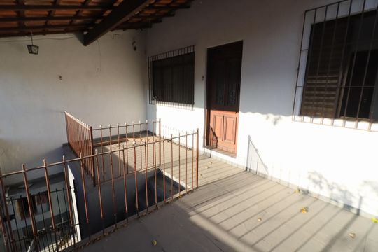 Varanda de casa à venda com 3 quartos, 213m² em Jaguaribe, Osasco