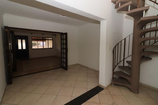 Cozinha de casa à venda com 3 quartos, 213m² em Jaguaribe, Osasco