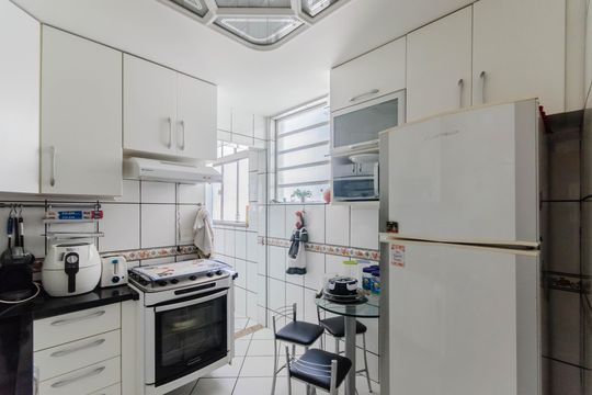 Cozinha de apartamento para alugar com 2 quartos, 75m² em Ipiranga, São Paulo