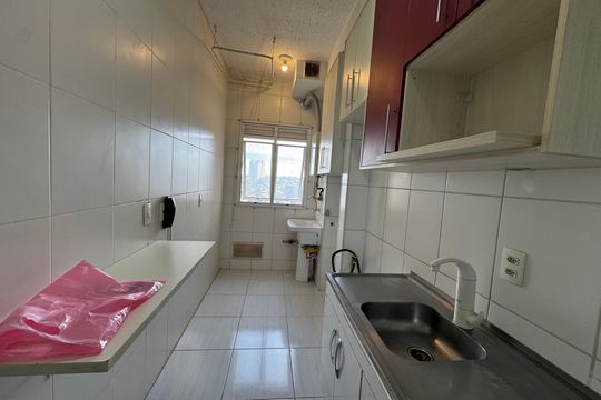 Cozinha de apartamento à venda com 2 quartos, 48m² em Novo Osasco, Osasco