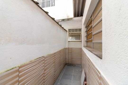 Casa 2 - Quintal de casa à venda com 8 quartos, 345m² em Jardim Peri, São Paulo