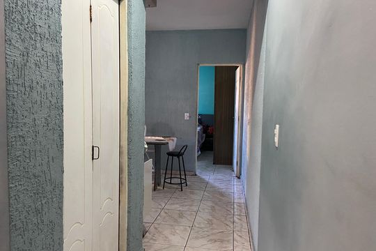 Sala de casa à venda com 5 quartos, 300m² em Veloso, Osasco