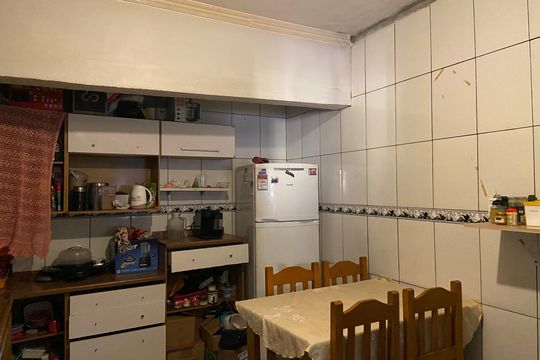 Cozinha 2 de casa à venda com 5 quartos, 300m² em Veloso, Osasco
