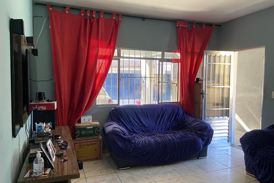 Sala de casa à venda com 5 quartos, 300m² em Veloso, Osasco