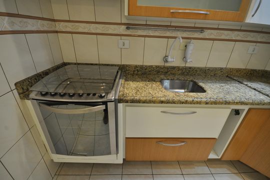 Cozinha de casa de condomínio à venda com 2 quartos, 133m² em Horto Florestal, São Paulo