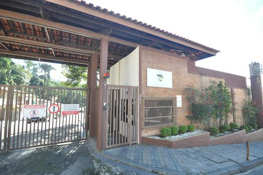 Fachada do condomínio de casa de condomínio à venda com 2 quartos, 133m² em Horto Florestal, São Paulo