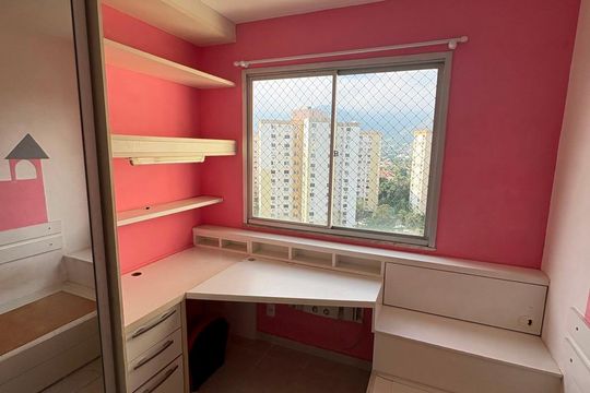 Quarto de apartamento à venda com 2 quartos, 49m² em Freguesia (Jacarepaguá), Rio de Janeiro