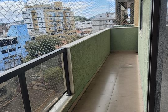 Apartamento para alugar com 3 quartos, 125m² em Vila Nova, Cabo Frio
