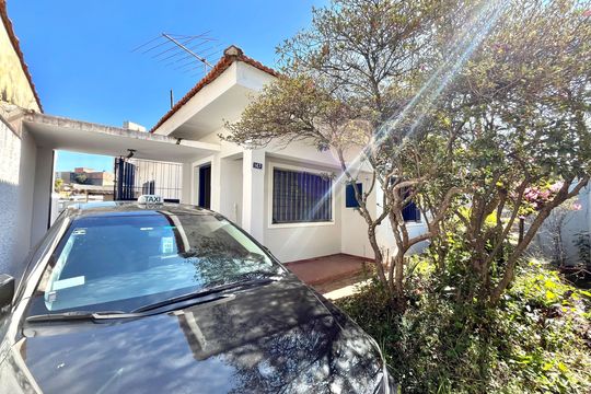 Garagem de casa à venda com 2 quartos, 300m² em Cidade Domitila, São Paulo
