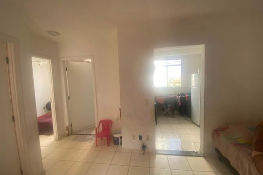 Sala de apartamento para alugar com 2 quartos, 47m² em Banco de Areia, Mesquita