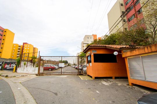 Fachada do condomínio de apartamento à venda com 2 quartos, 60m² em Parque Sao Vicente, Santo André