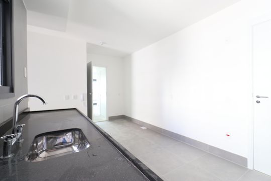 Cozinha e Área de Serviço de apartamento à venda com 4 quartos, 188m² em Jardim das Perdizes, São Paulo