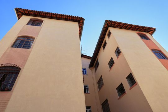 Fachada de apartamento à venda com 2 quartos, 50m² em Santa Efigênia, Belo Horizonte