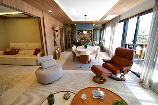Sala de apartamento à venda com 3 quartos, 170m² em Cambuí, Campinas