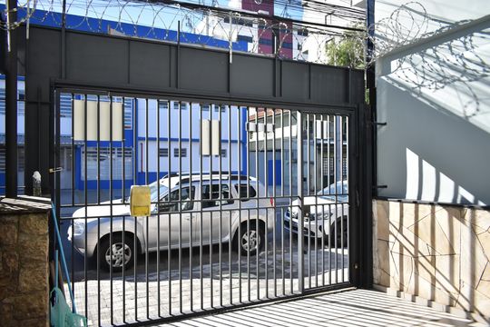 Garagem de casa para alugar com 3 quartos, 180m² em Planalto Paulista, São Paulo