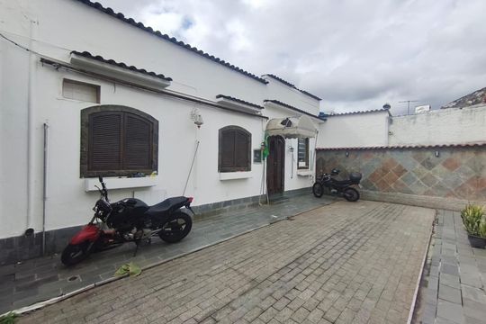 Área externa de casa de condomínio para alugar com 2 quartos, 50m² em Engenho de Dentro, Rio de Janeiro