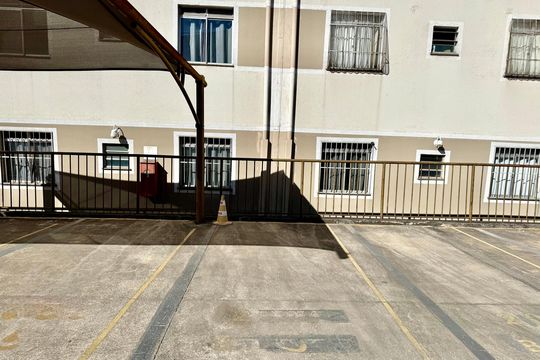Garagem de apartamento para alugar com 2 quartos, 52m² em Bernardo Monteiro, Contagem