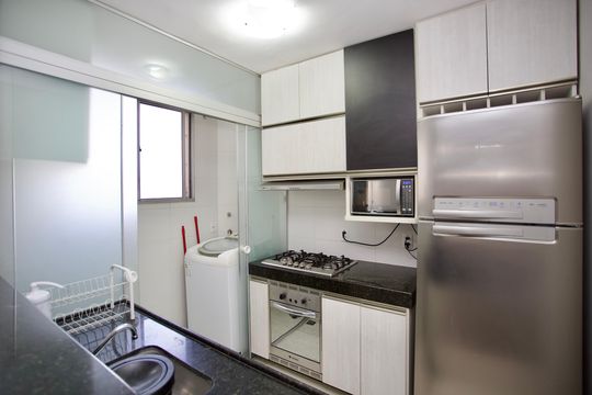 Cozinha e Área de Serviço de apartamento para alugar com 2 quartos, 52m² em Bernardo Monteiro, Contagem