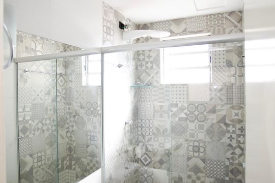 Banheiro Social de apartamento para alugar com 2 quartos, 52m² em Bernardo Monteiro, Contagem