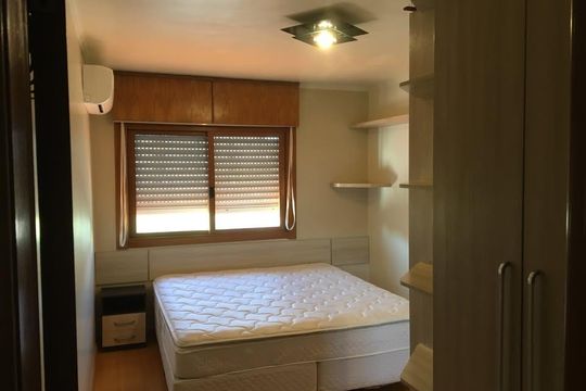 Apartamento para alugar com 2 quartos, 50m² em Cavalhada, Porto Alegre