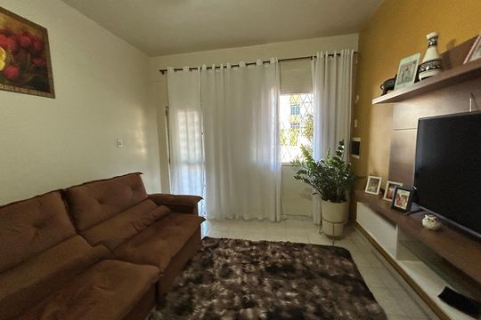 Sala de casa para alugar com 2 quartos, 500m² em Pilares, Rio de Janeiro