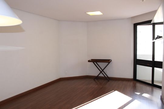 Apartamento para alugar com 1 quarto, 86m² em Higienópolis, São Paulo