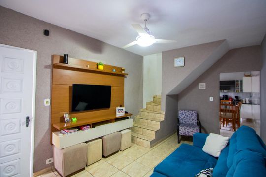Casa para alugar com 2 quartos, 135m² em Vila Junqueira, Santo André
