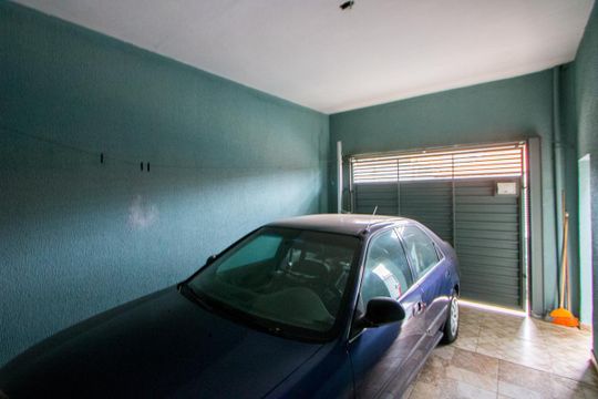 Garagem de casa para alugar com 2 quartos, 135m² em Vila Junqueira, Santo André